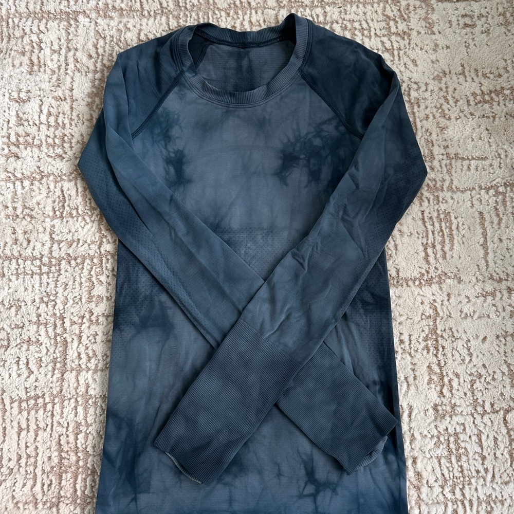 Lululemon Women’s Swiftly Tech Long Sleeve